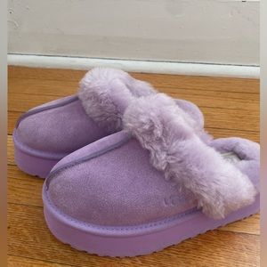 UGG platform slippers lavender